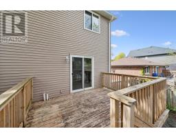 126 FORFAR STREET E - 32