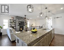 324 FAIRWAY STREET - 12