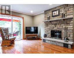 27 KAY STREET - 19