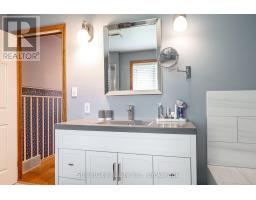 27 KAY STREET - 30