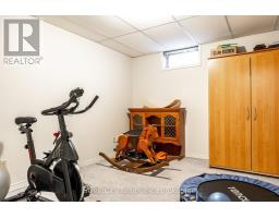 27 KAY STREET - 42