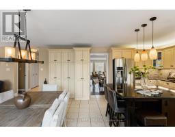 6 JEAN ANDERSON CRESCENT - 21