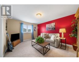 6 JEAN ANDERSON CRESCENT - 30