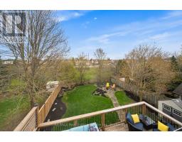 6 JEAN ANDERSON CRESCENT - 33