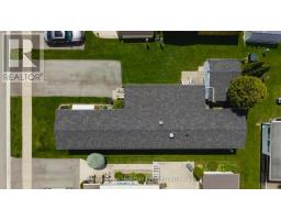 45 REDFORD DRIVE - 17