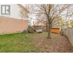 11 SAGEWOOD PLACE - 27