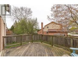 11 SAGEWOOD PLACE - 28
