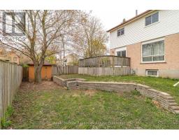 11 SAGEWOOD PLACE - 33