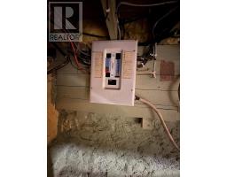 635 YONGE STREET - 18