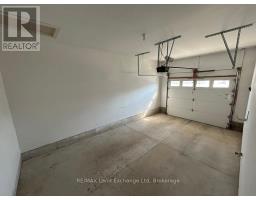 32 VICTORIA STREET W - 15
