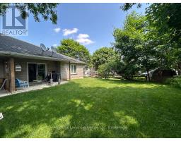 32 VICTORIA STREET W - 18