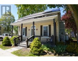 551 LOUISA STREET - 1