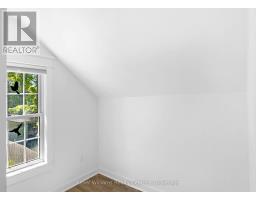 551 LOUISA STREET - 25