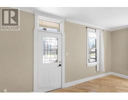 551 LOUISA STREET - 9