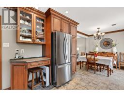 308 ELDON STREET - 13