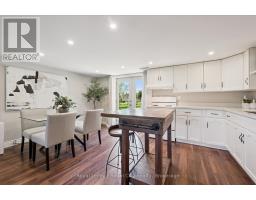 4 MACDONALD STREET - 32
