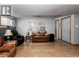 19 MEADOWRIDGE DRIVE - 18