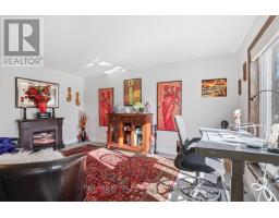 4 BREWSTER PLACE - 17