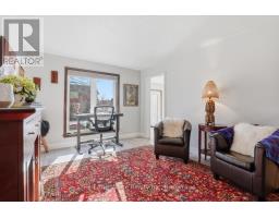 4 BREWSTER PLACE - 19