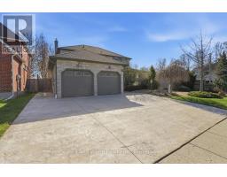 4 BREWSTER PLACE - 2