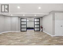 4 BREWSTER PLACE - 24