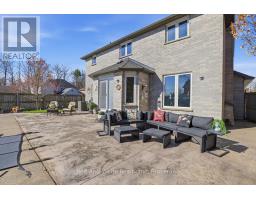 4 BREWSTER PLACE - 42