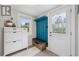 61 JOHNSTON STREET - 4