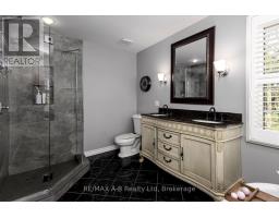 138 HURON ROAD - 22