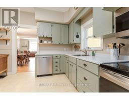 14 LOVEYS STREET W - 22