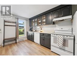 18 - 80 BURNS DRIVE - 15