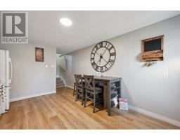 18 - 80 BURNS DRIVE - 17