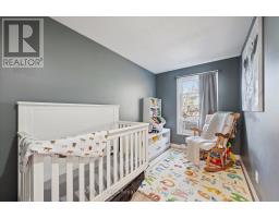 18 - 80 BURNS DRIVE - 25