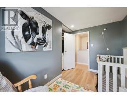 18 - 80 BURNS DRIVE - 26