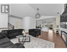 329 PATTEN CRESCENT - 13