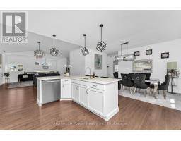 329 PATTEN CRESCENT - 5