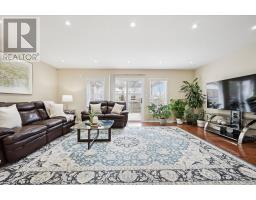 45 DARLING CRESCENT - 6