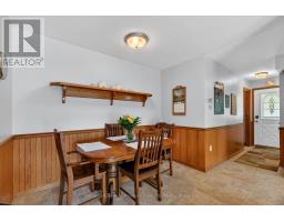 30 MOHAWK CRESCENT - 23