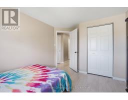 19 - 10 FALLOWFIELD DRIVE - 18