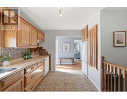 476 CARLING TERRACE - 10