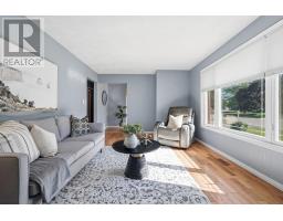 476 CARLING TERRACE - 18