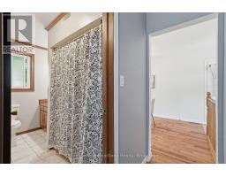 476 CARLING TERRACE - 23