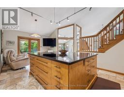 69 WOODLAND GLEN DRIVE - 12