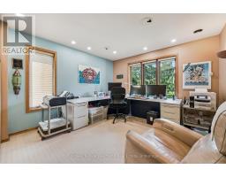 69 WOODLAND GLEN DRIVE - 17