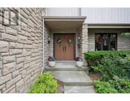 69 WOODLAND GLEN DRIVE - 3