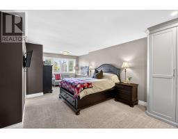 259 DINSLEY STREET - 19