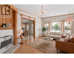 10 HEMLOCK CRESCENT - 34
