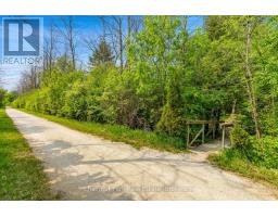 39 - 209472 HIGHWAY 26 - 28