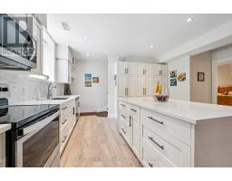 839 WATSON STREET S - 28