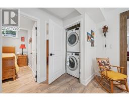 839 WATSON STREET S - 29