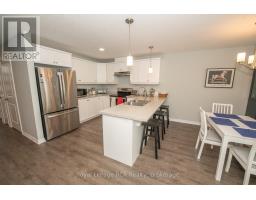 380 WELLINGTON STREET E - 18